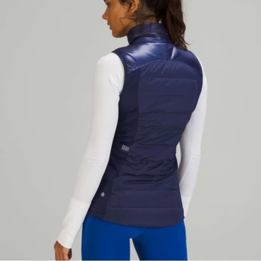 Lululemon | Down For It All Vest *Shine Night Sea | Size 6 - Picture 3 of 6